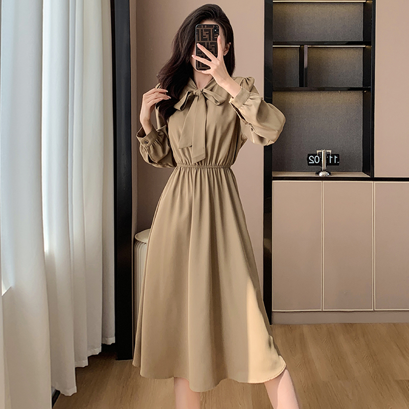 Two-Piece French Vintage Dress Set with Vest and Long Sleeve Dress - Image 4