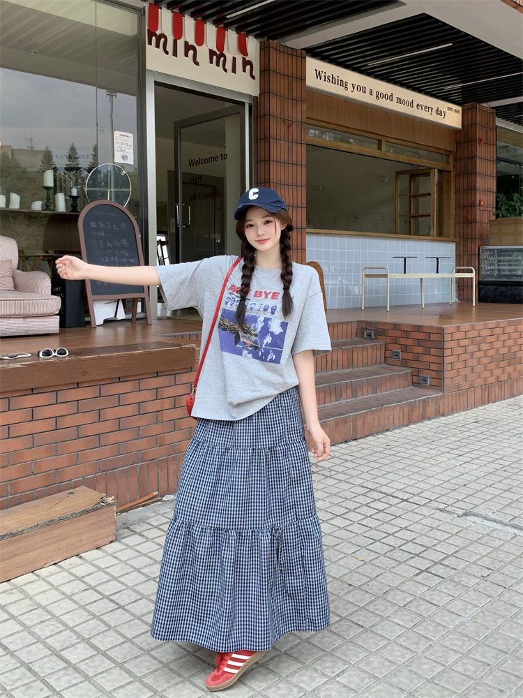 2025 Summer Vintage Letter Print Loose Casual T-Shirt and Plaid Skirt Set - Image 2
