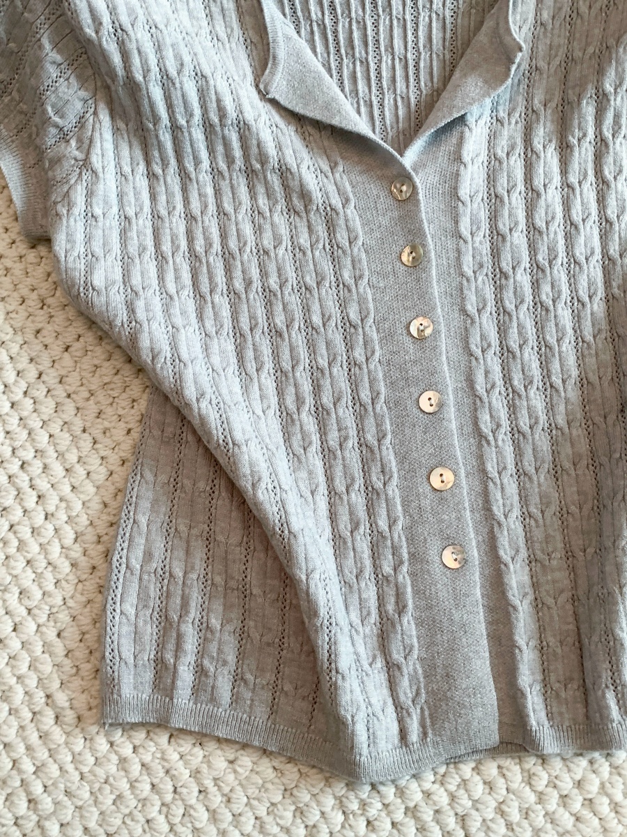 Light Gray Short Sleeve Cable Knit Cardigan for Women Casual Early Autumn Slimming Small Batch Knit Top - Image 3
